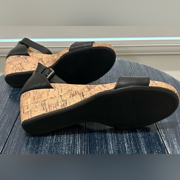 Naturalizer Cami Wedges - Picture 8 of 8